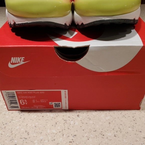 🆕️ NEW⚡️Nike Air Max Plus 'Volt Pink Blast'⚡️ - Picture 11 of 16